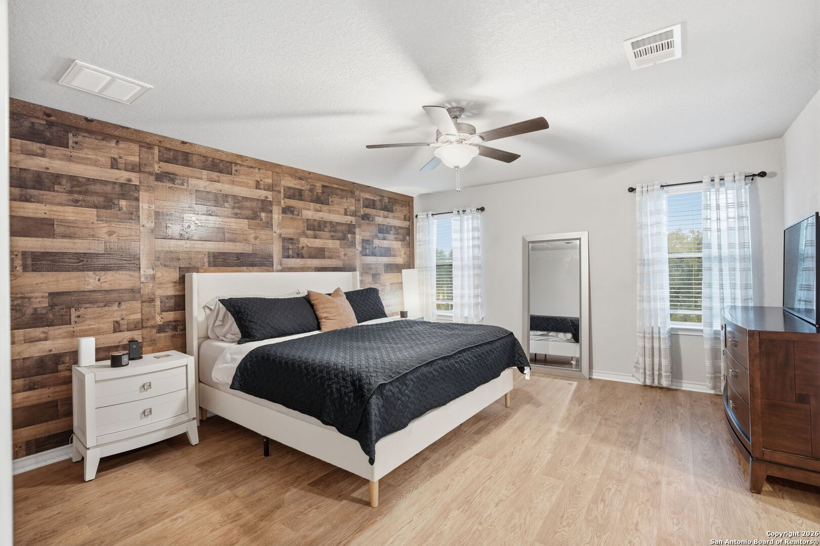 5726 Chestnut Xing