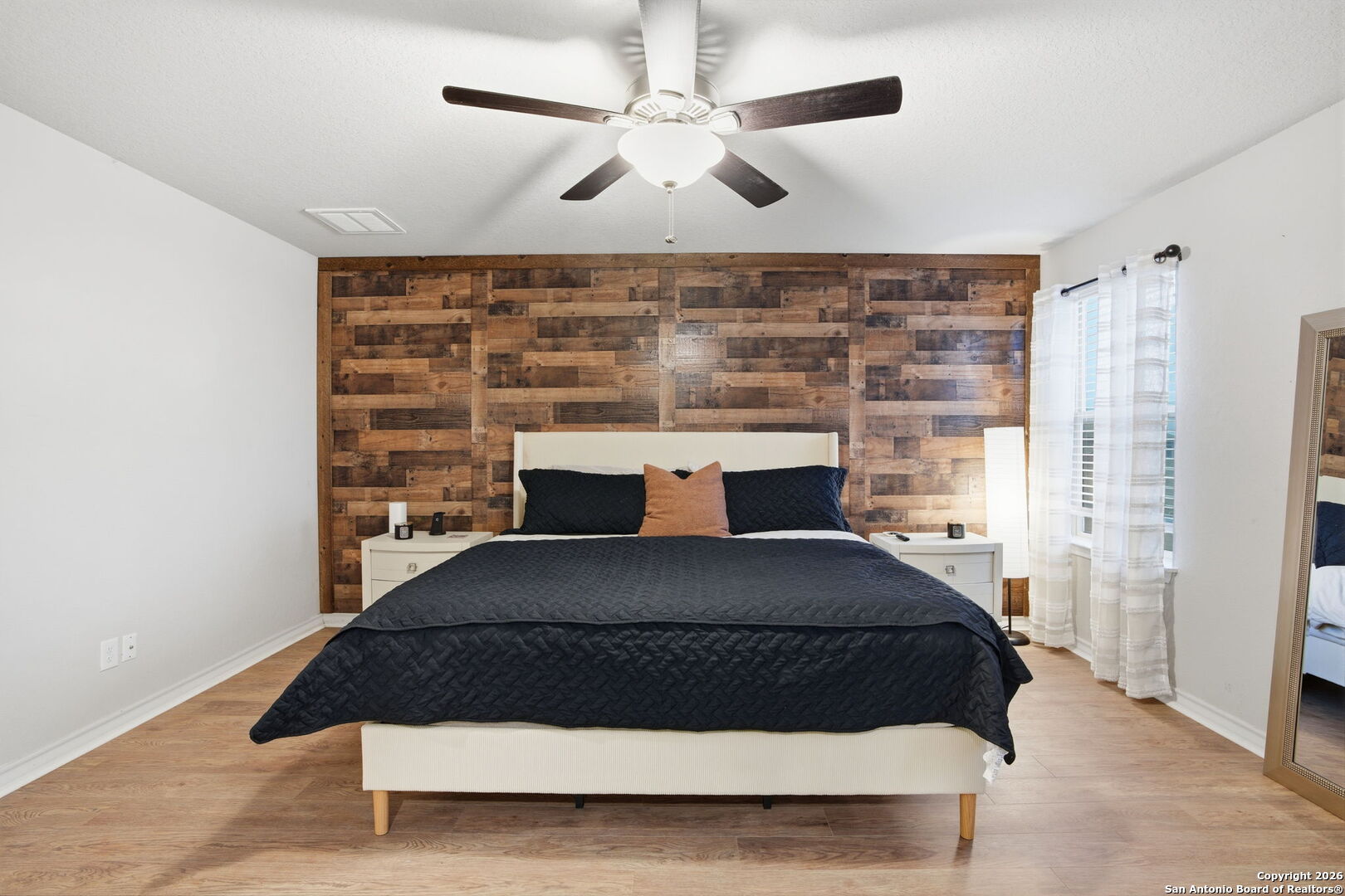 5726 Chestnut Xing