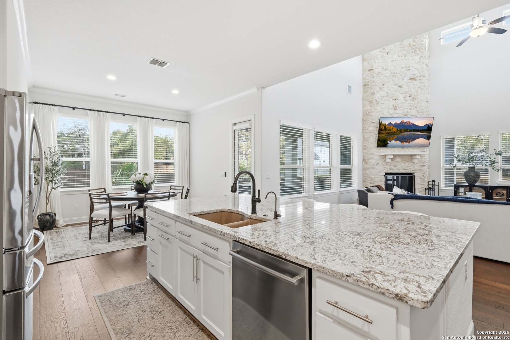 3707 Watch Hill