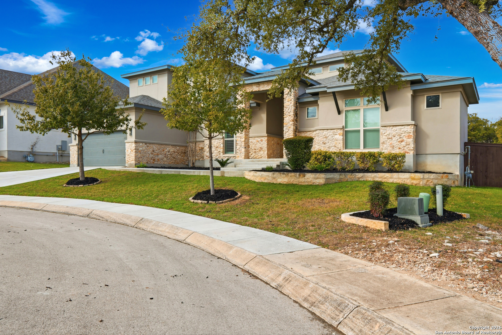 3707 Watch Hill