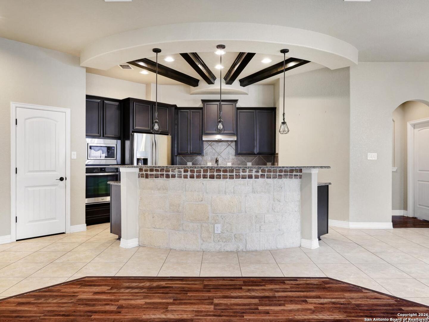 12454 Horse Crescent