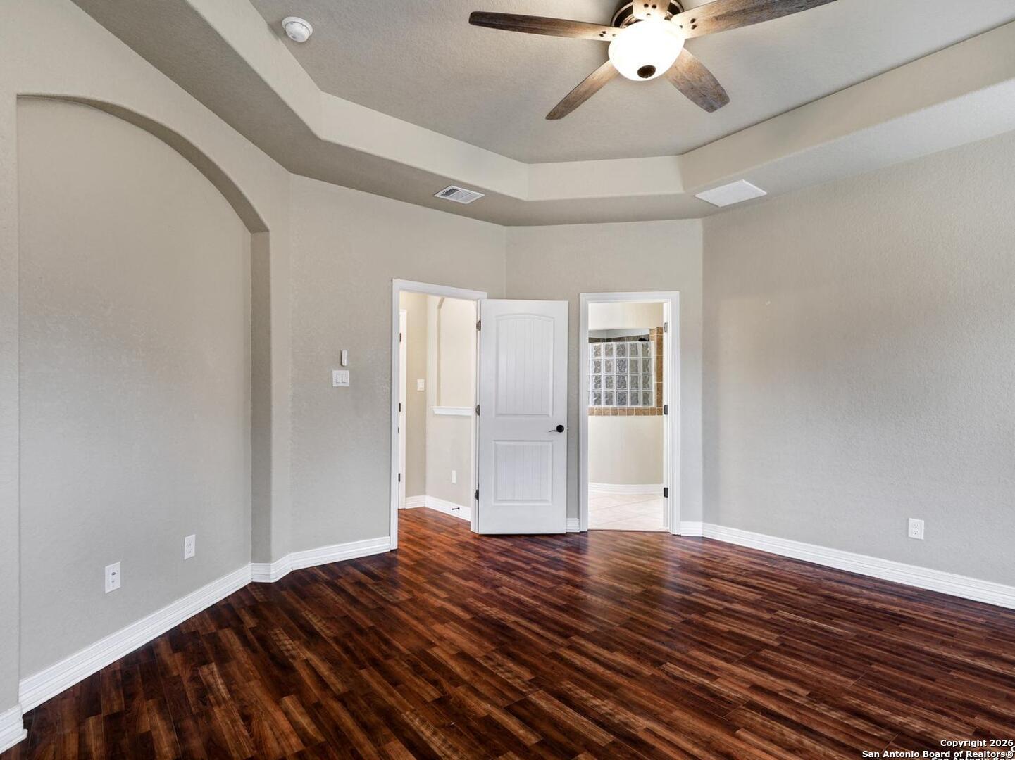 12454 Horse Crescent