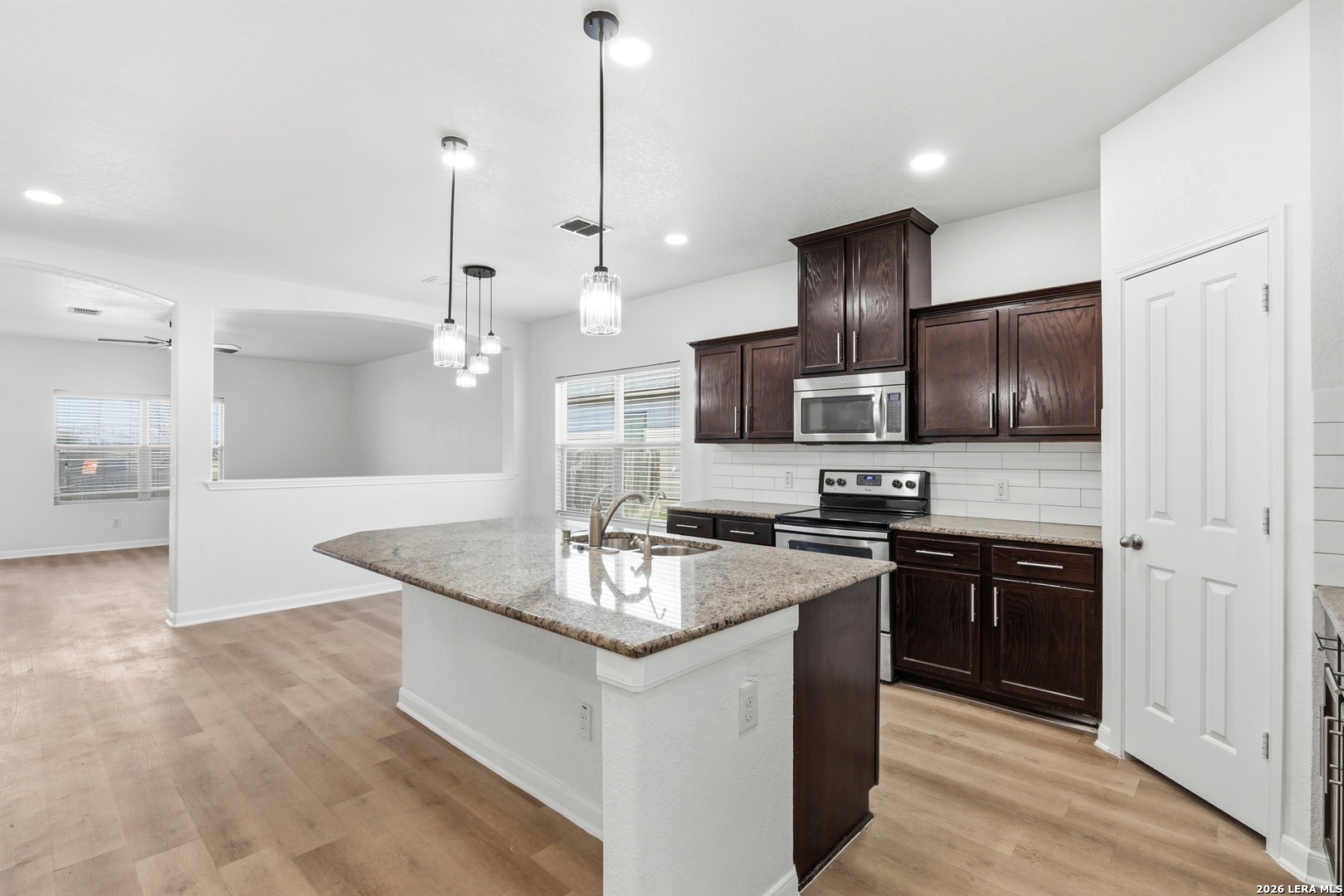 11223 CAMP CREEK TRL