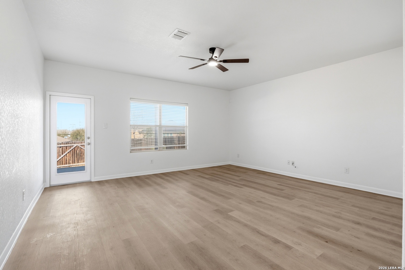 11223 CAMP CREEK TRL