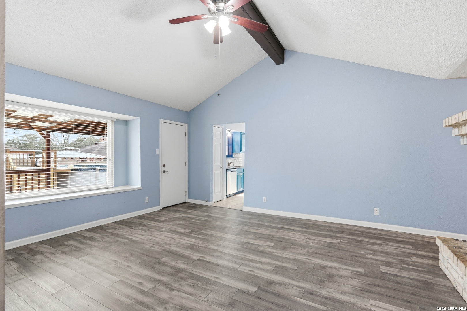 6422 Ridge Circle Dr