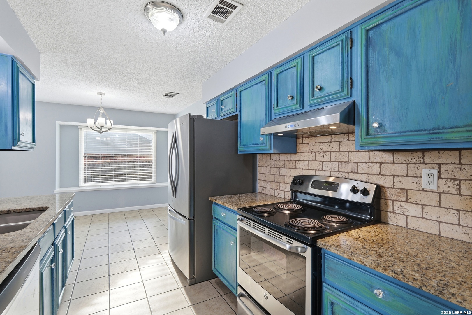 6422 Ridge Circle Dr