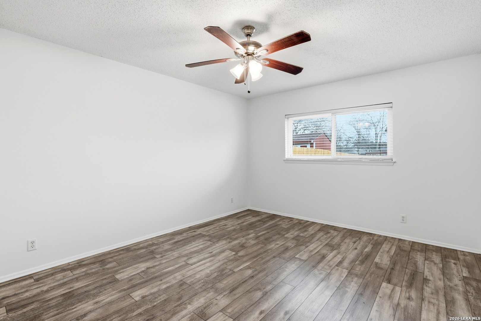 6422 Ridge Circle Dr