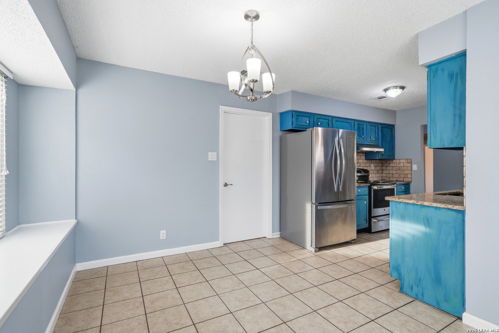 6422 Ridge Circle Dr