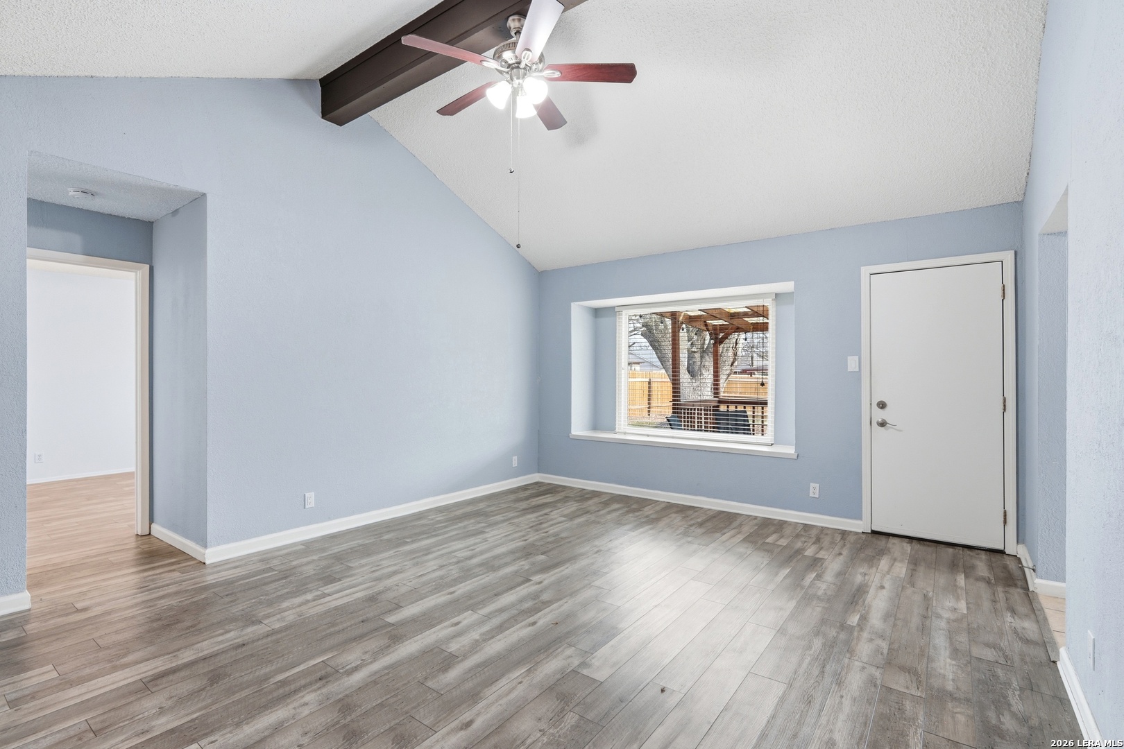 6422 Ridge Circle Dr