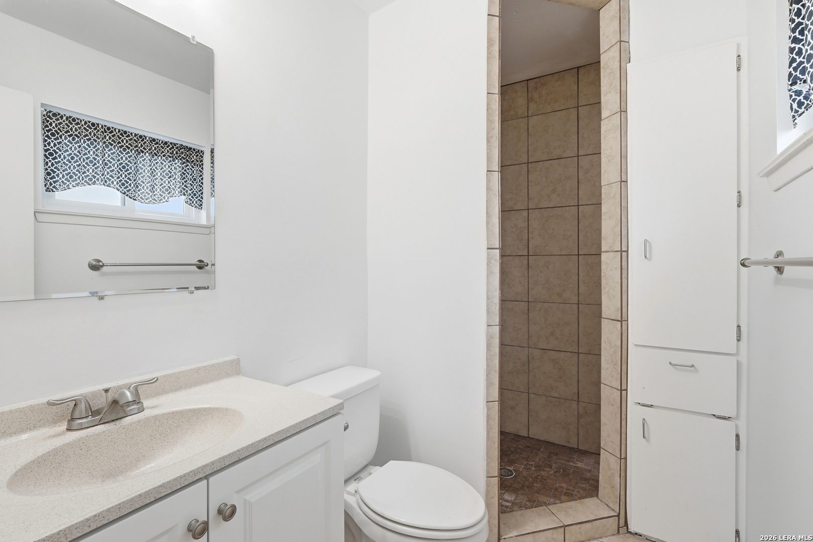 6422 Ridge Circle Dr