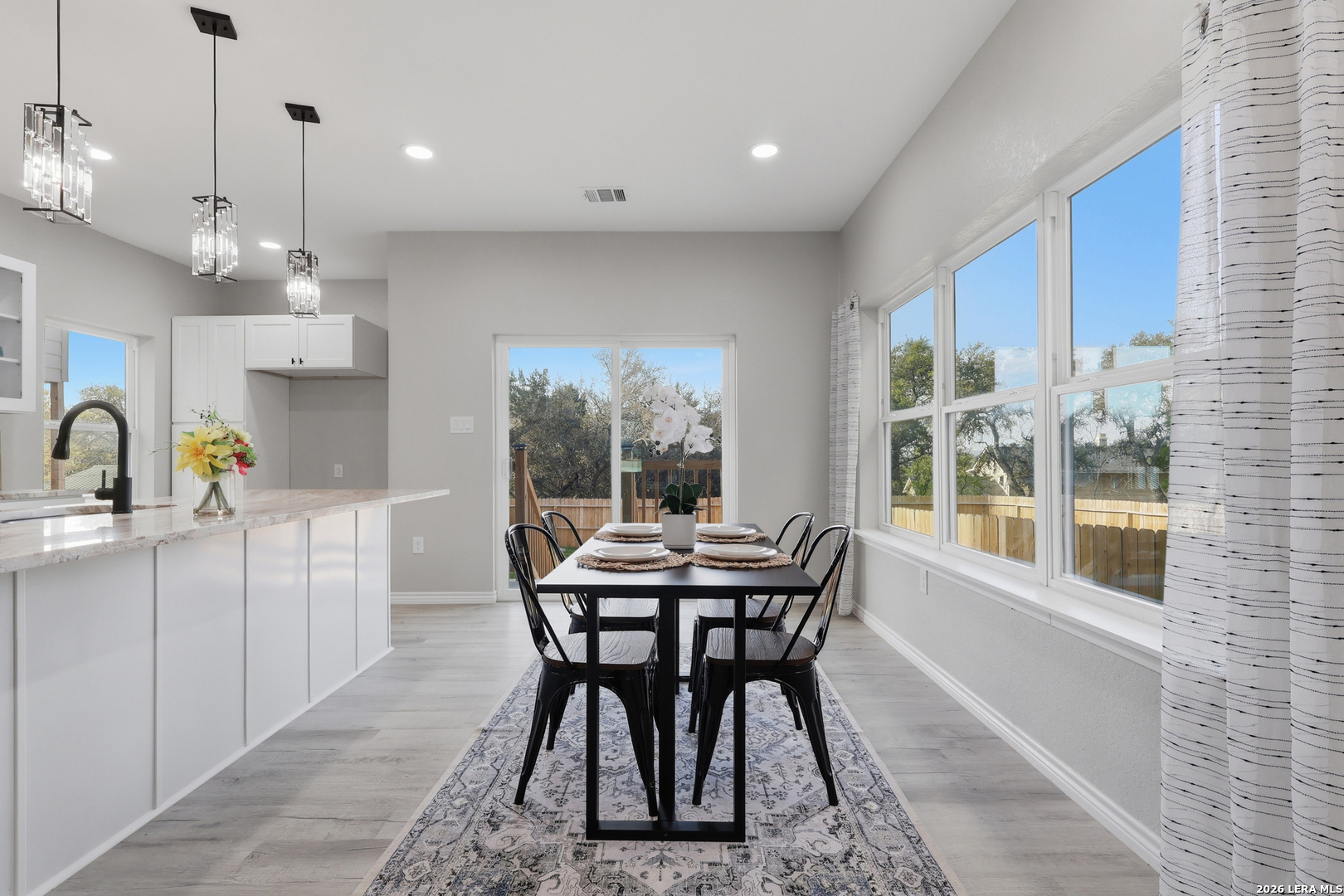 656 Canyon Circle
