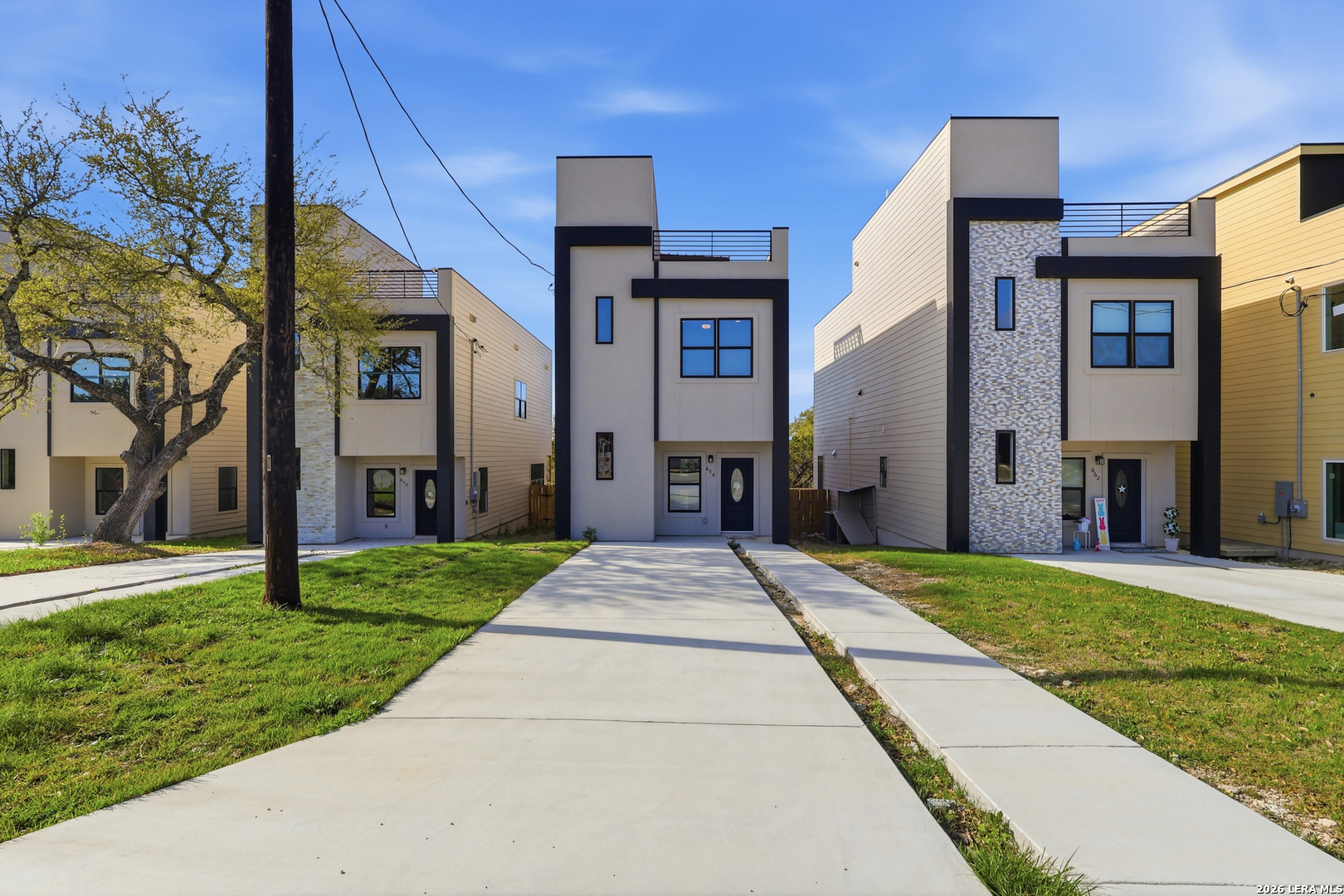 656 Canyon Circle