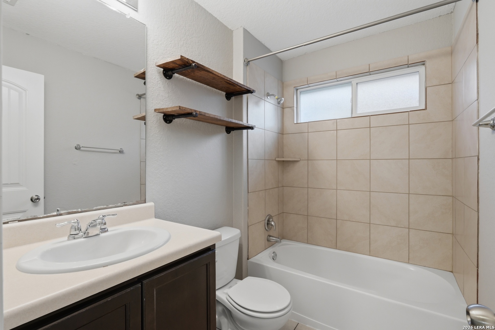 5610 Medina Farm