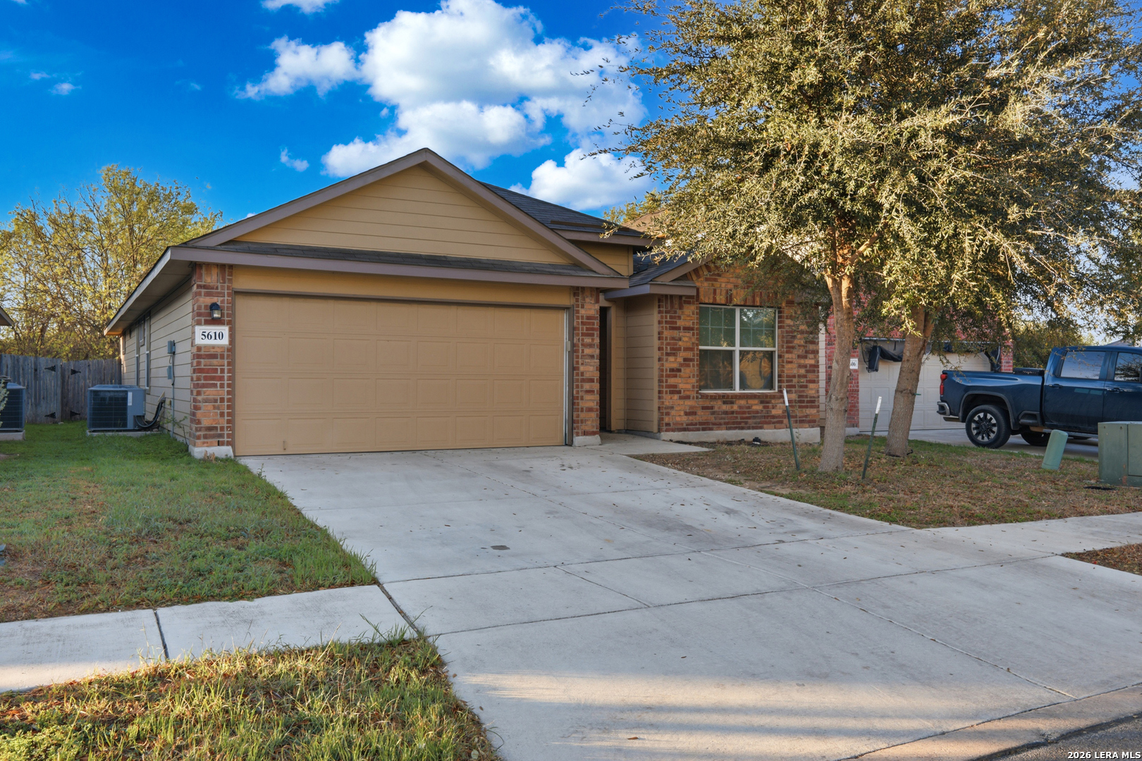 5610 Medina Farm