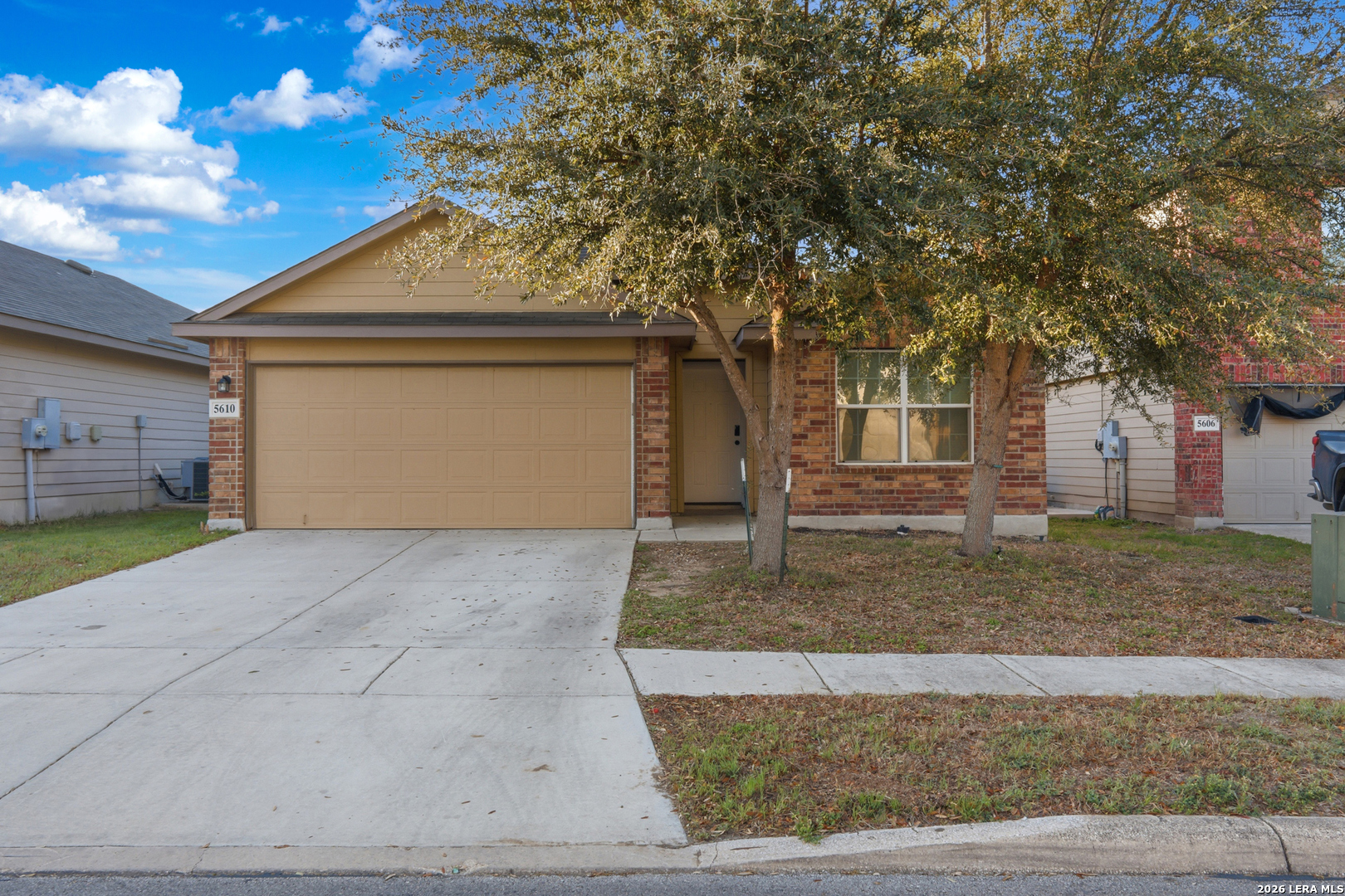 5610 Medina Farm