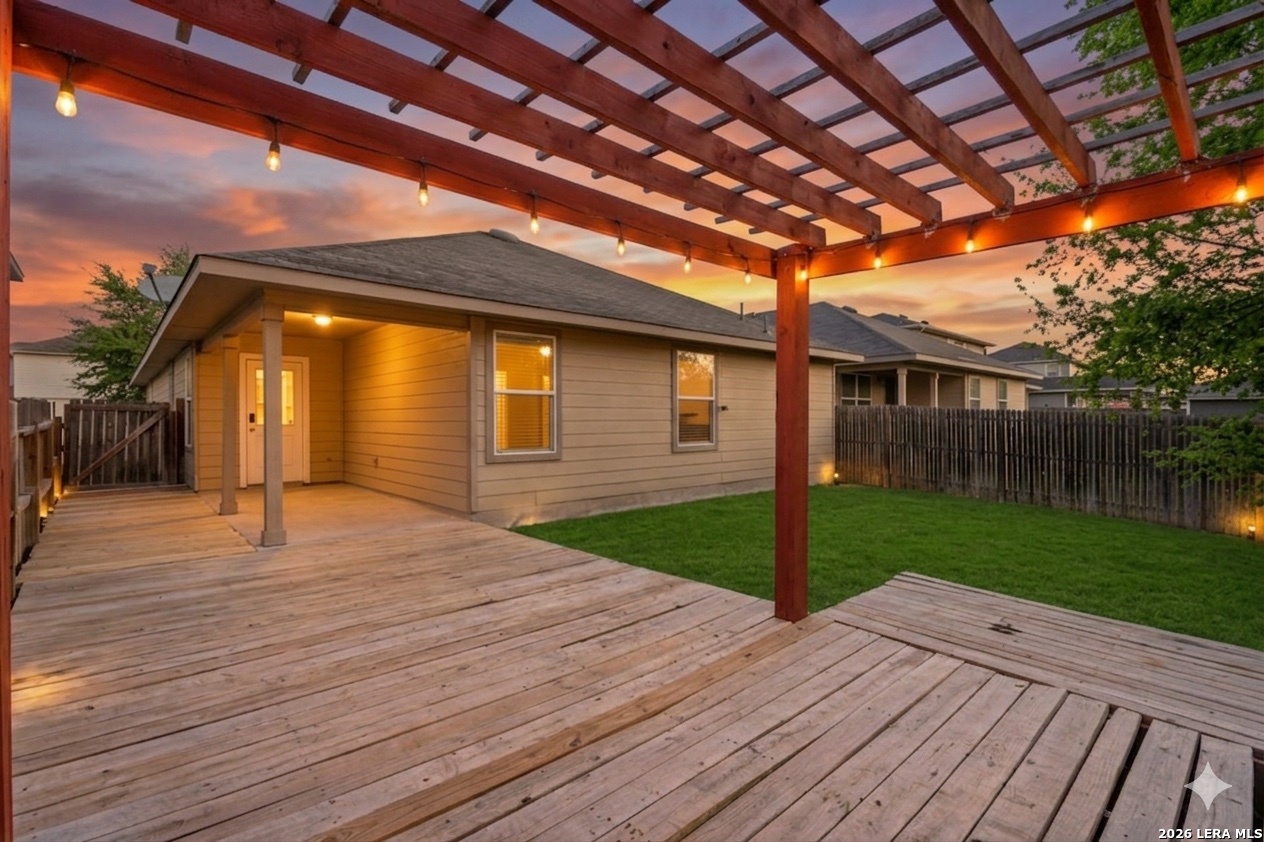 5610 Medina Farm