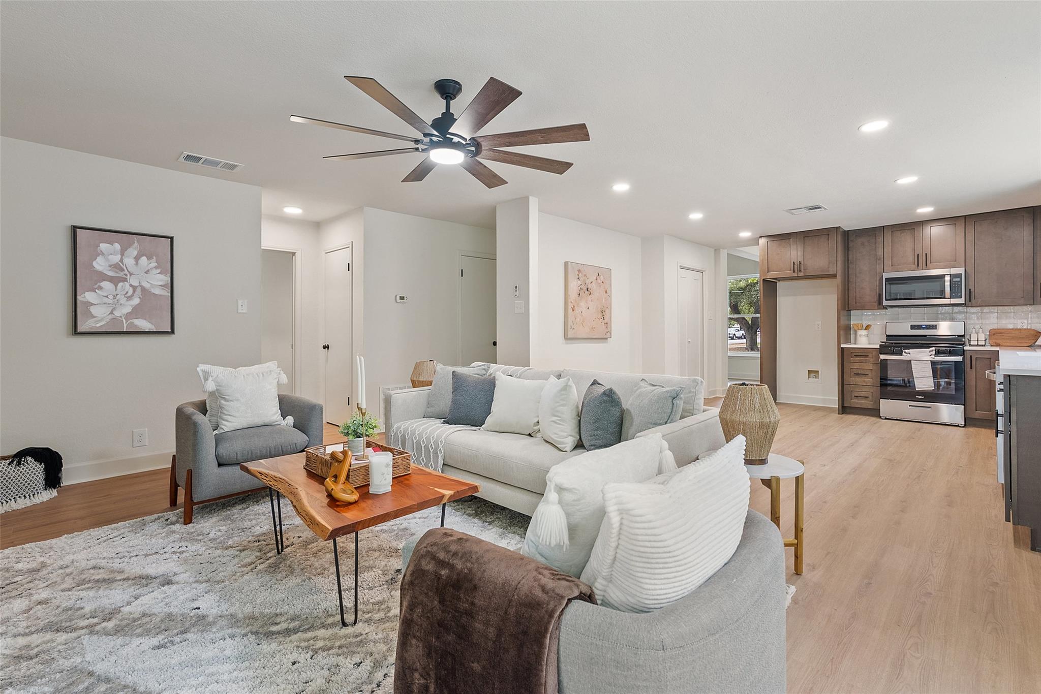 4700 Castleman DR, Austin