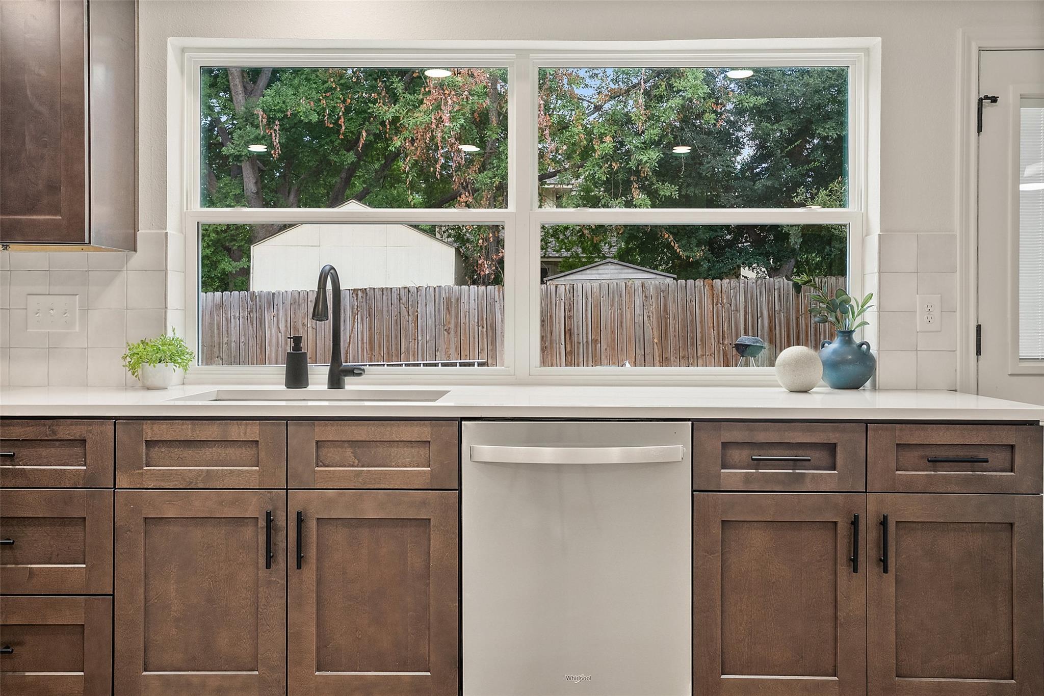 4700 Castleman DR, Austin