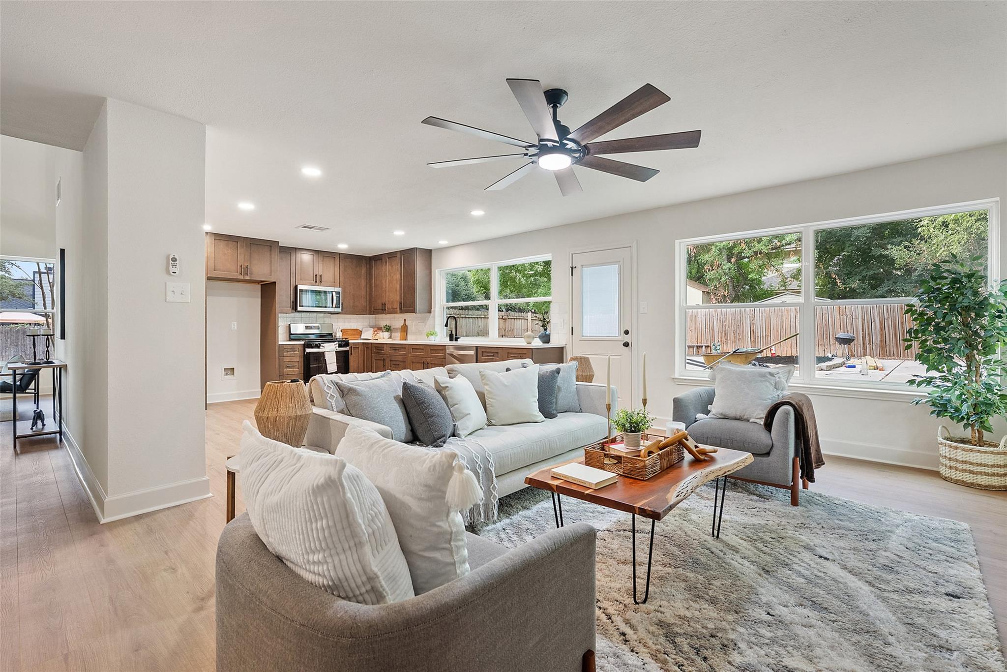 4700 Castleman DR, Austin