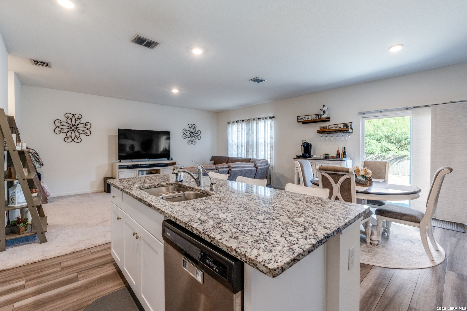 5628 Pearl Meadow