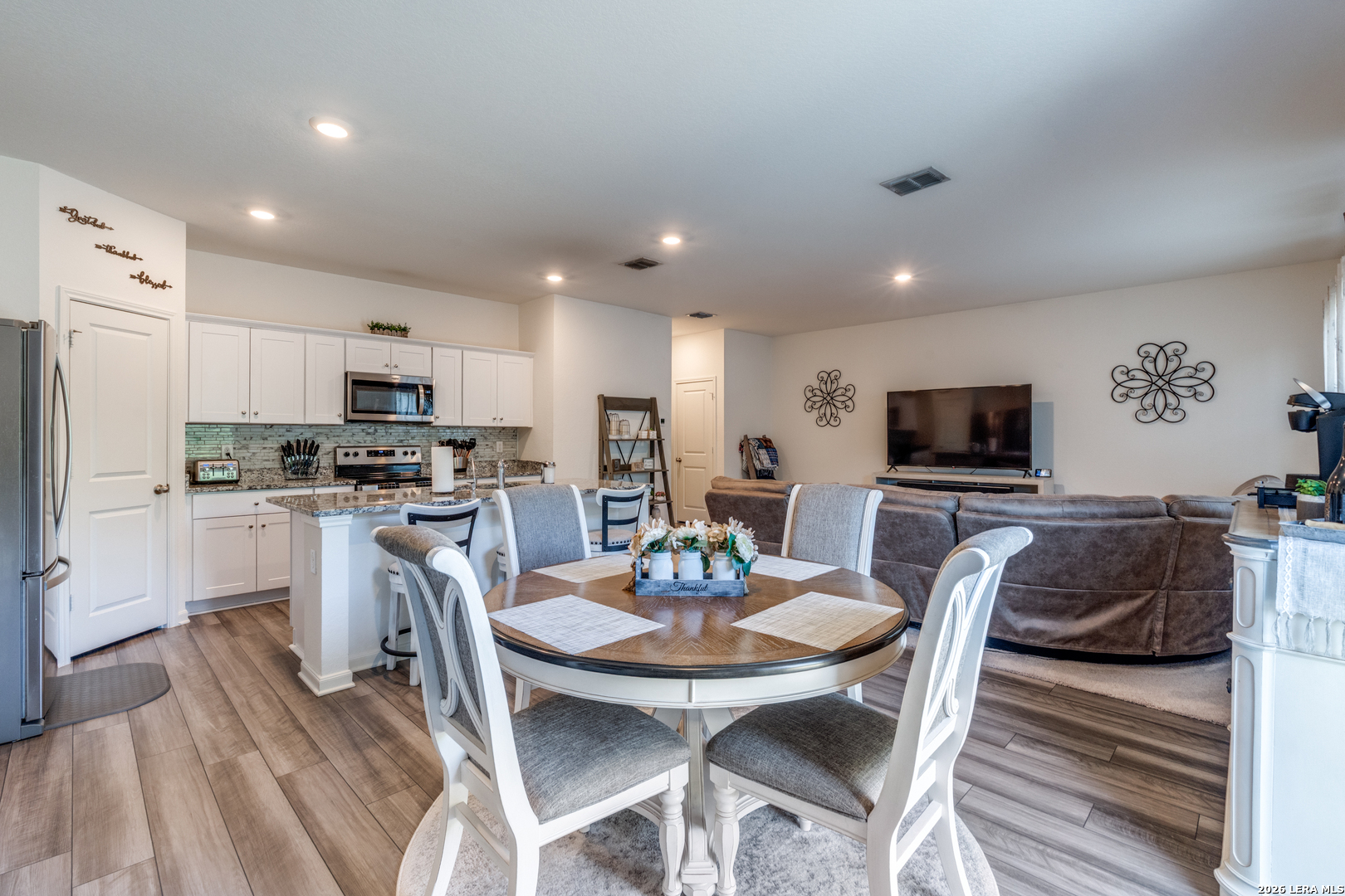 5628 Pearl Meadow