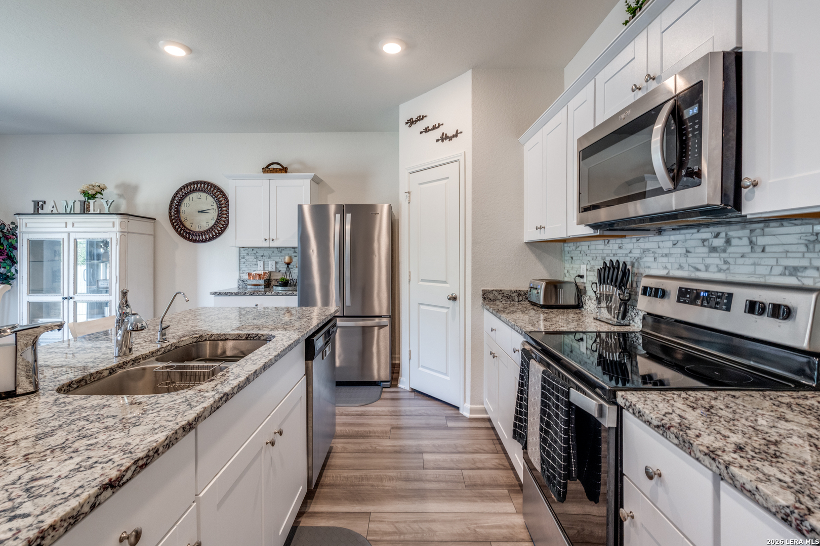 5628 Pearl Meadow