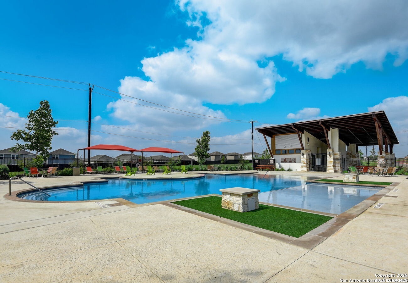 5628 Pearl Meadow