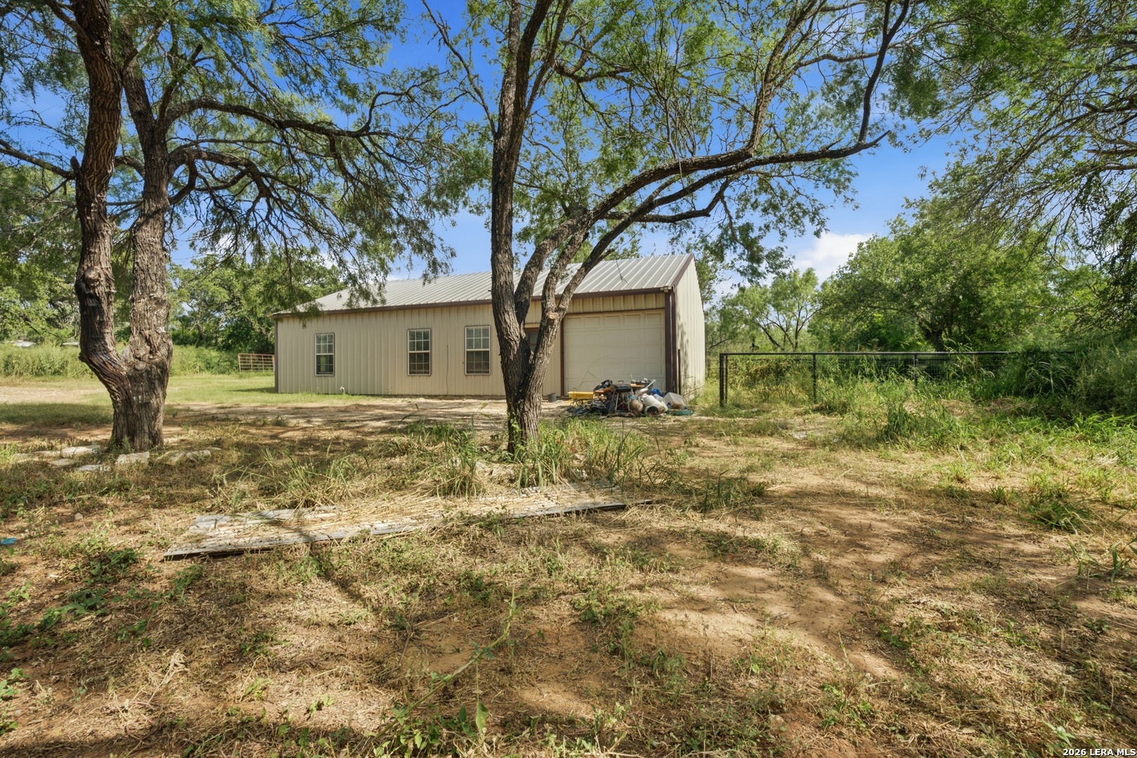 909 County Road 669