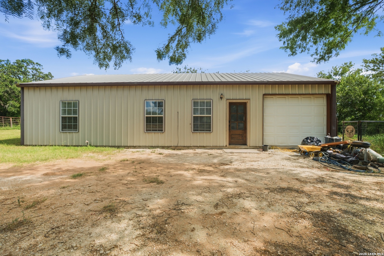 909 County Road 669