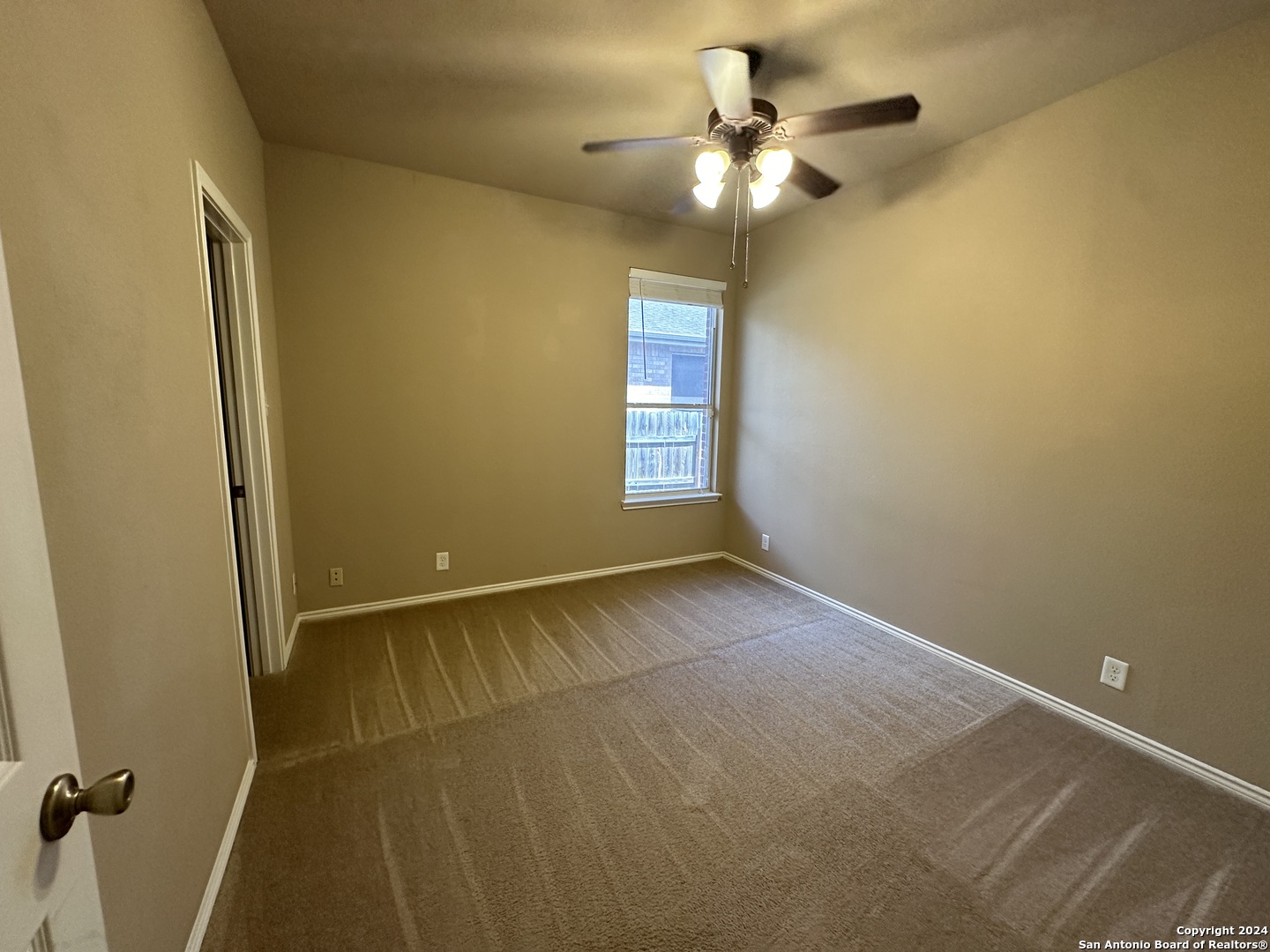 2612 Cloverbrook Ln