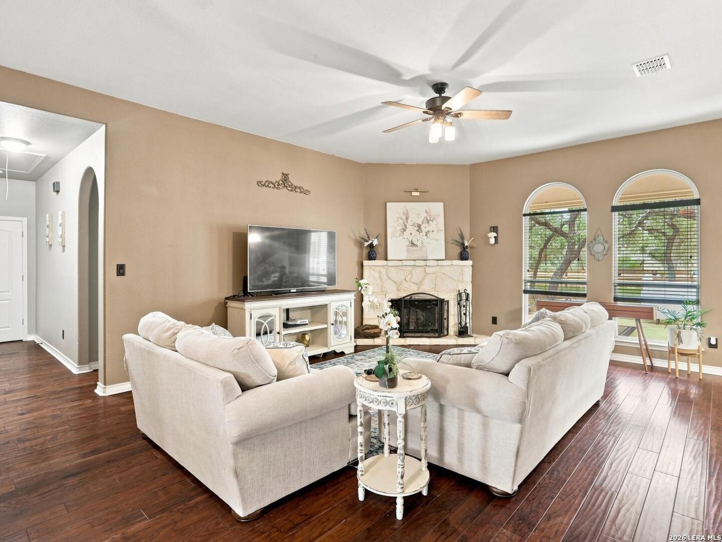 316 GOVERNORS DR
