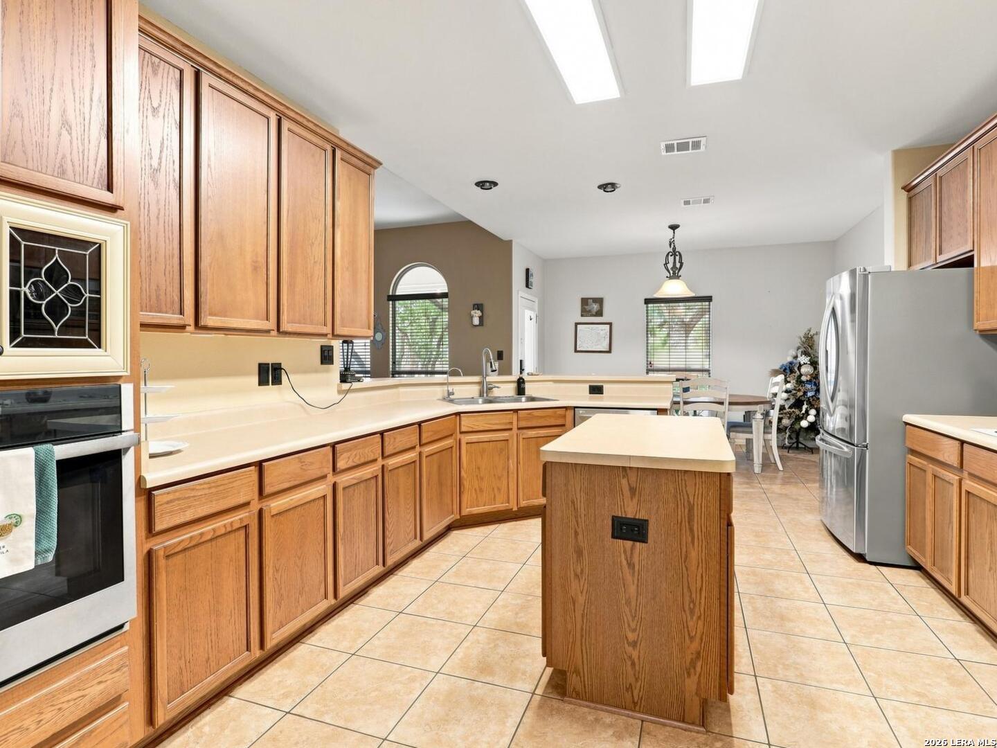 316 GOVERNORS DR