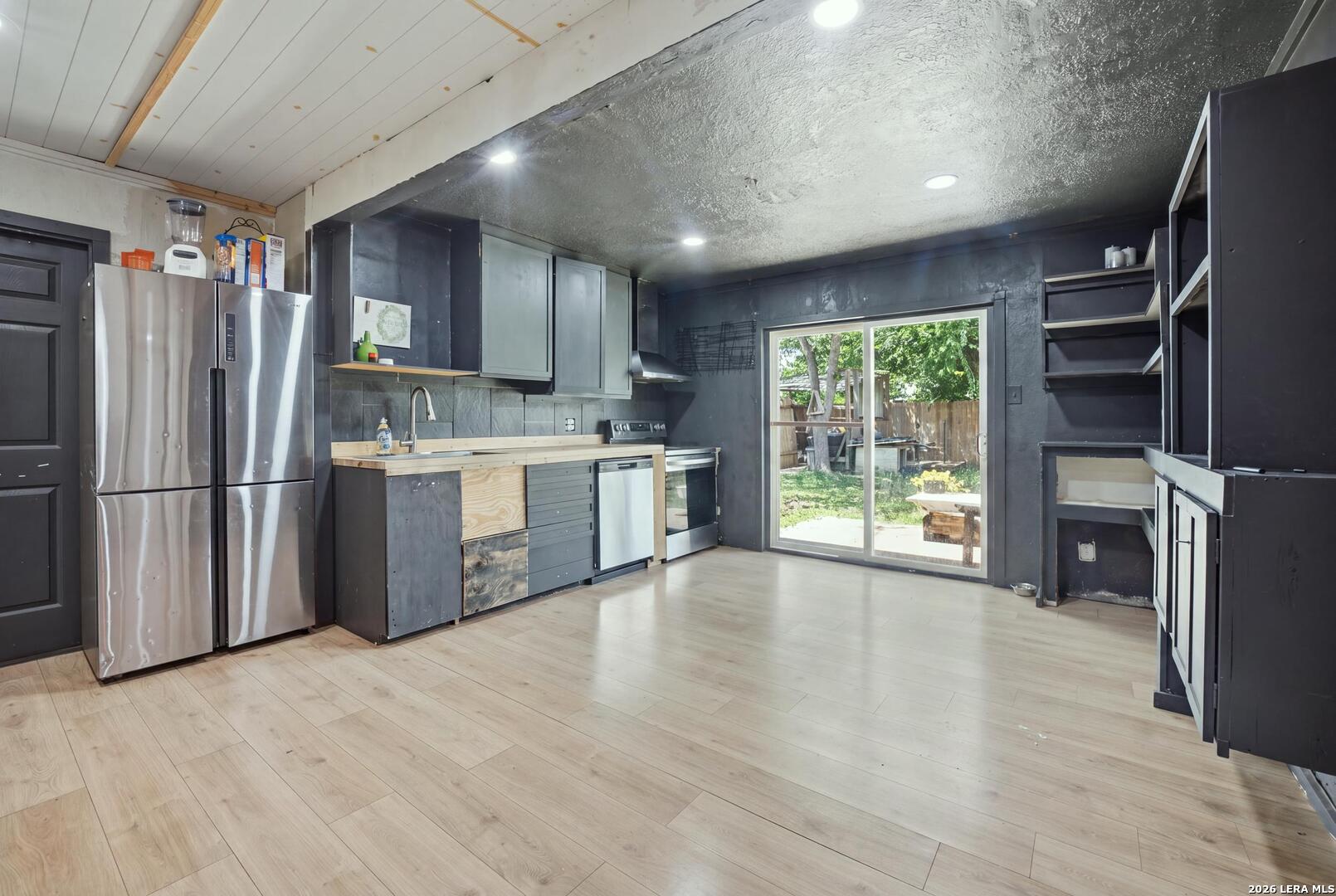 7115 CYPRESS GROVE DR