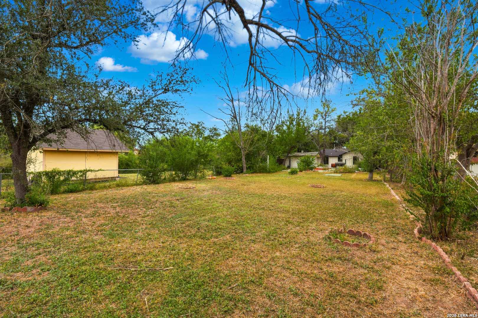 1223 W Mally Blvd