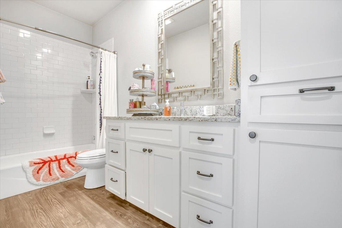 11204 Gardner Avenue