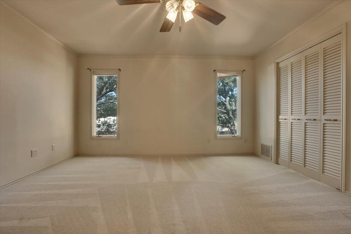 1800 Aberdeen Avenue