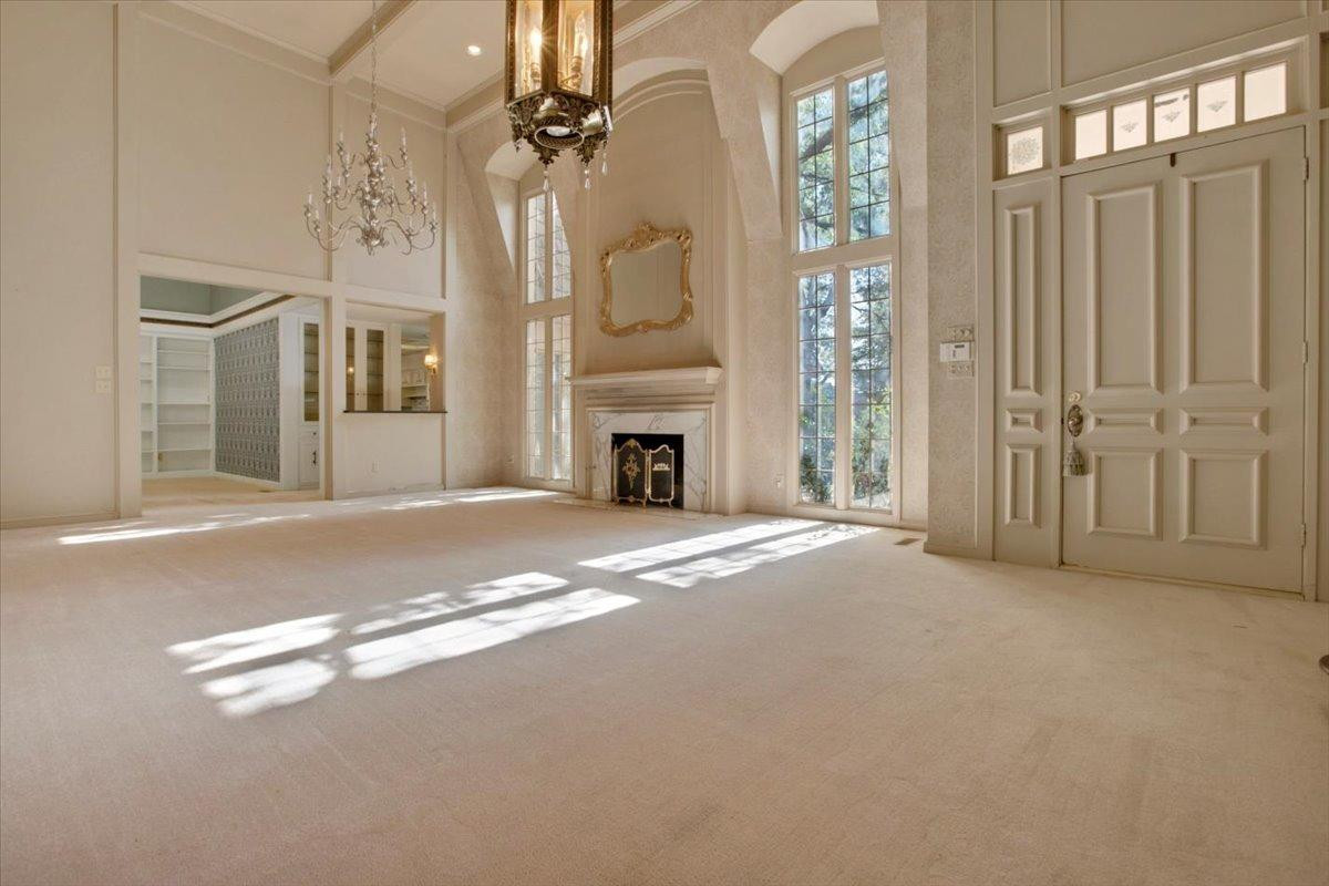 1800 Aberdeen Avenue