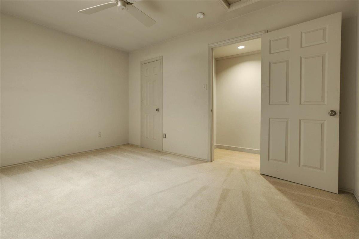 1800 Aberdeen Avenue