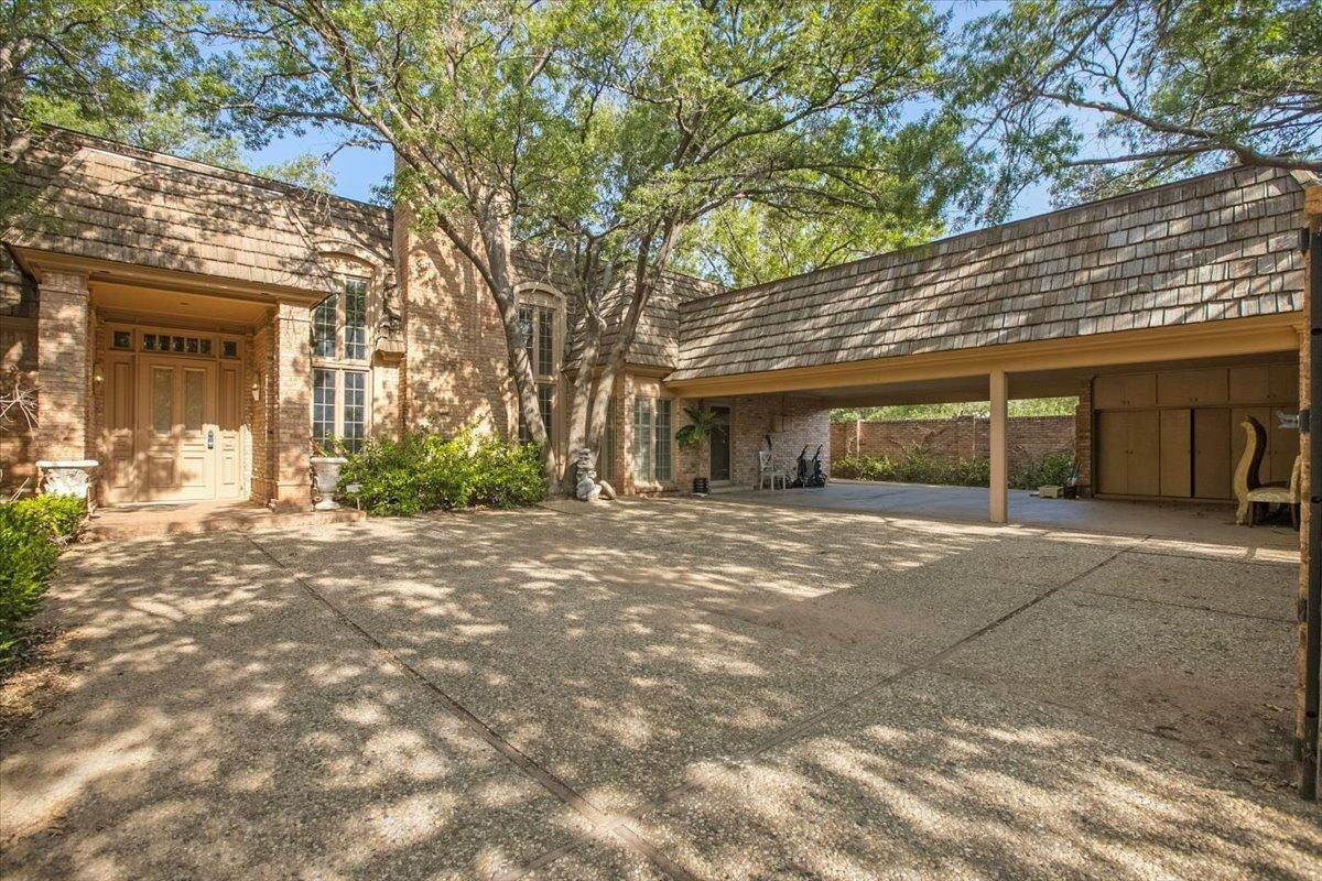 1800 Aberdeen Avenue