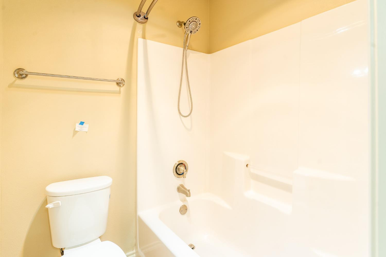 11110 Detroit Avenue