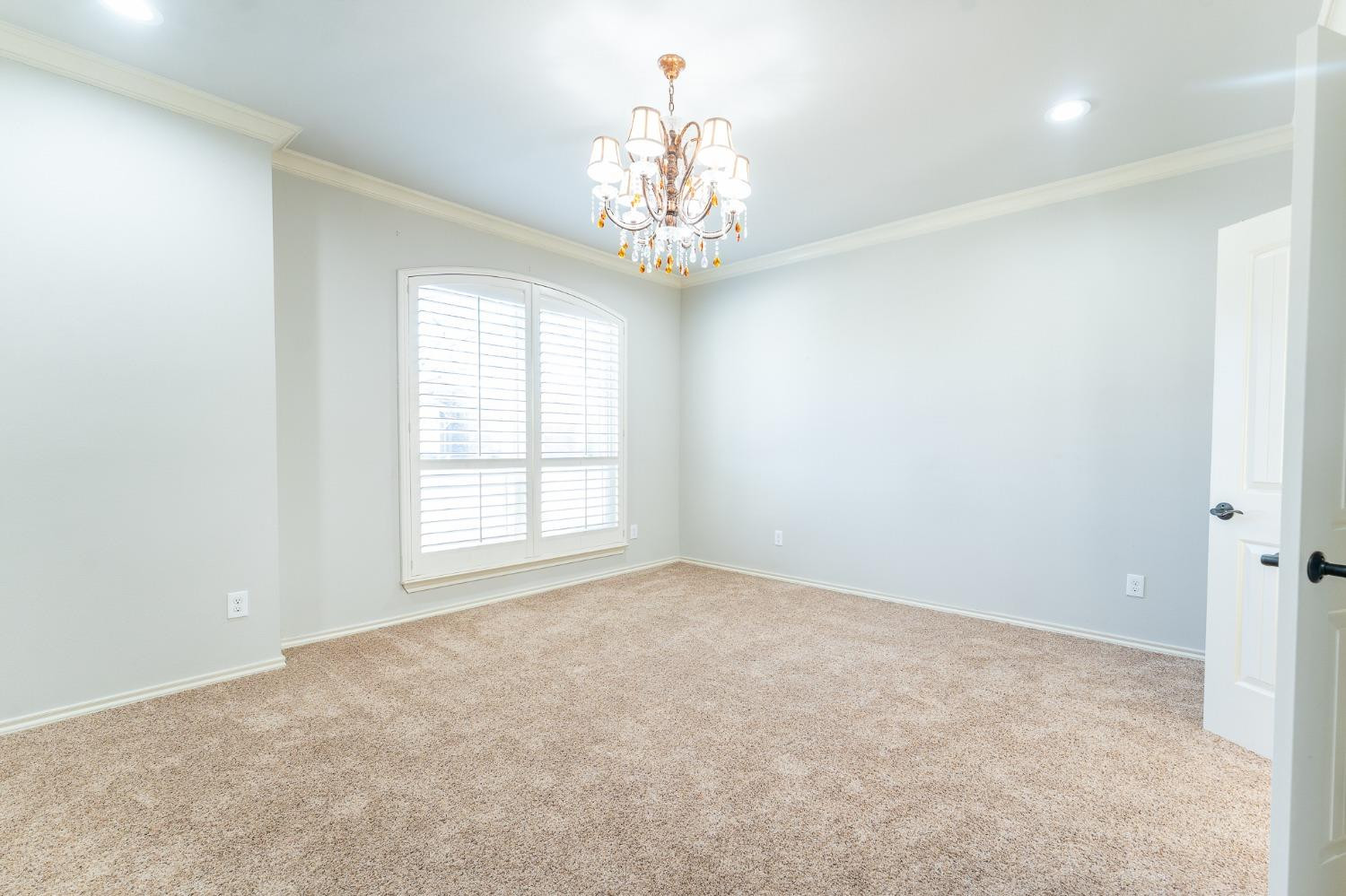 11110 Detroit Avenue