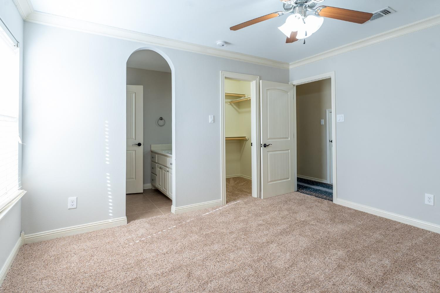 11110 Detroit Avenue