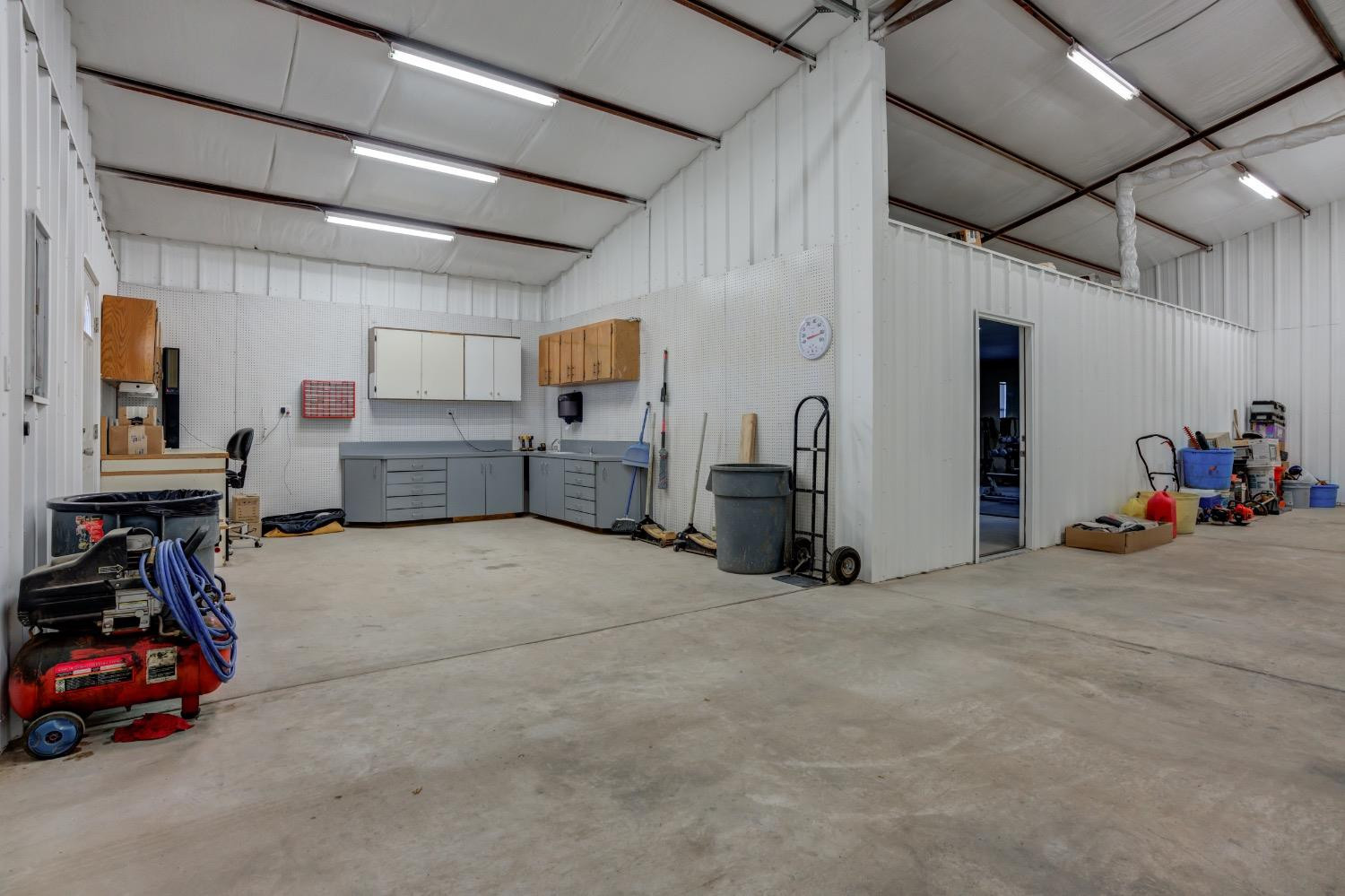 7602 County Road 7650