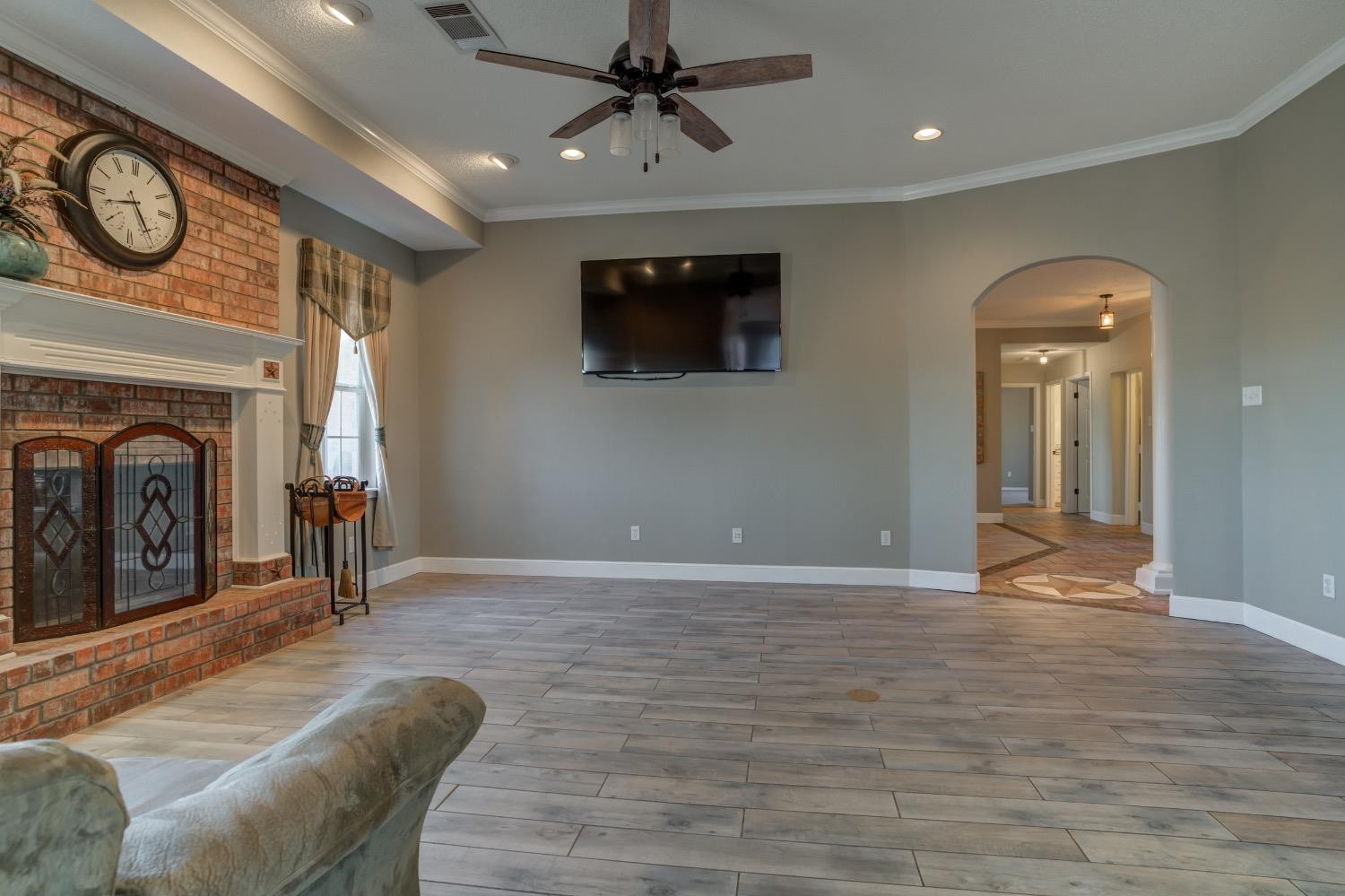 7602 County Road 7650