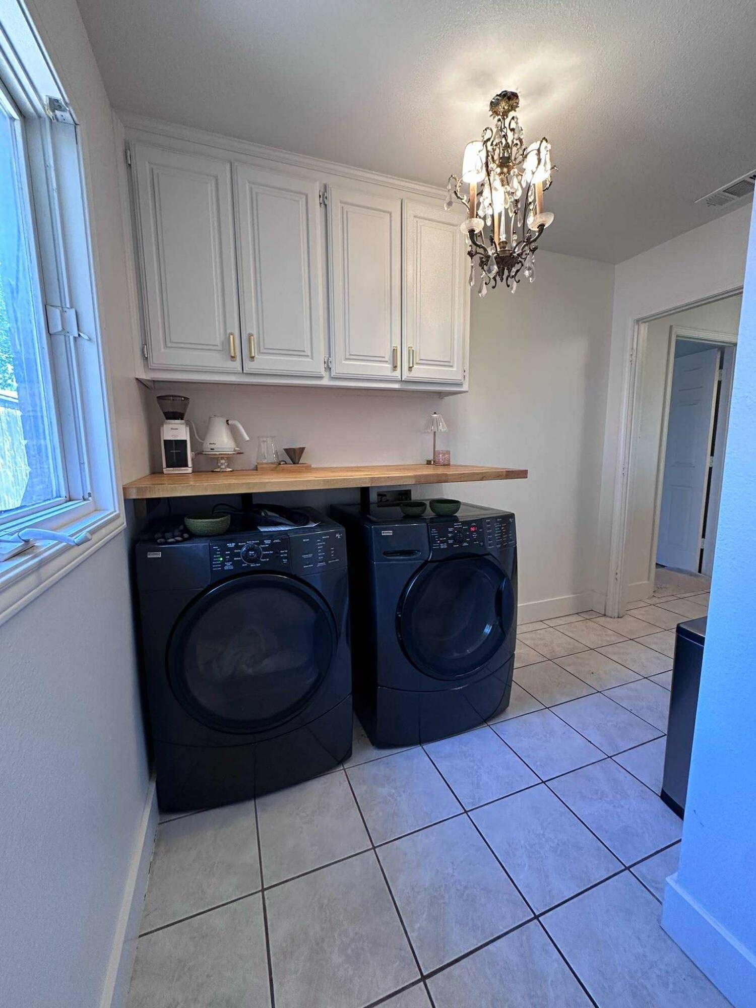 9713 Nashville Avenue