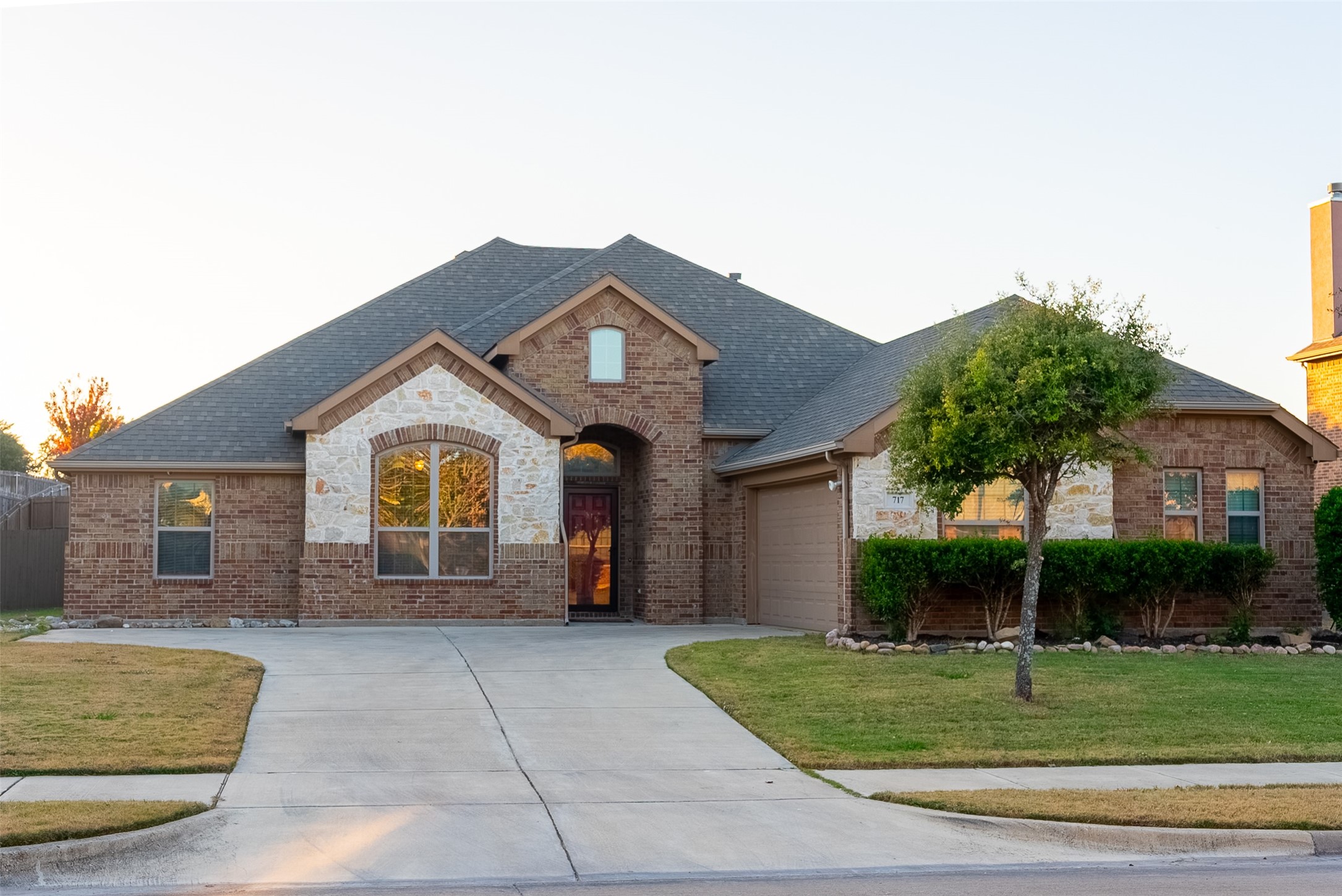 717 Saddlebrook Drive