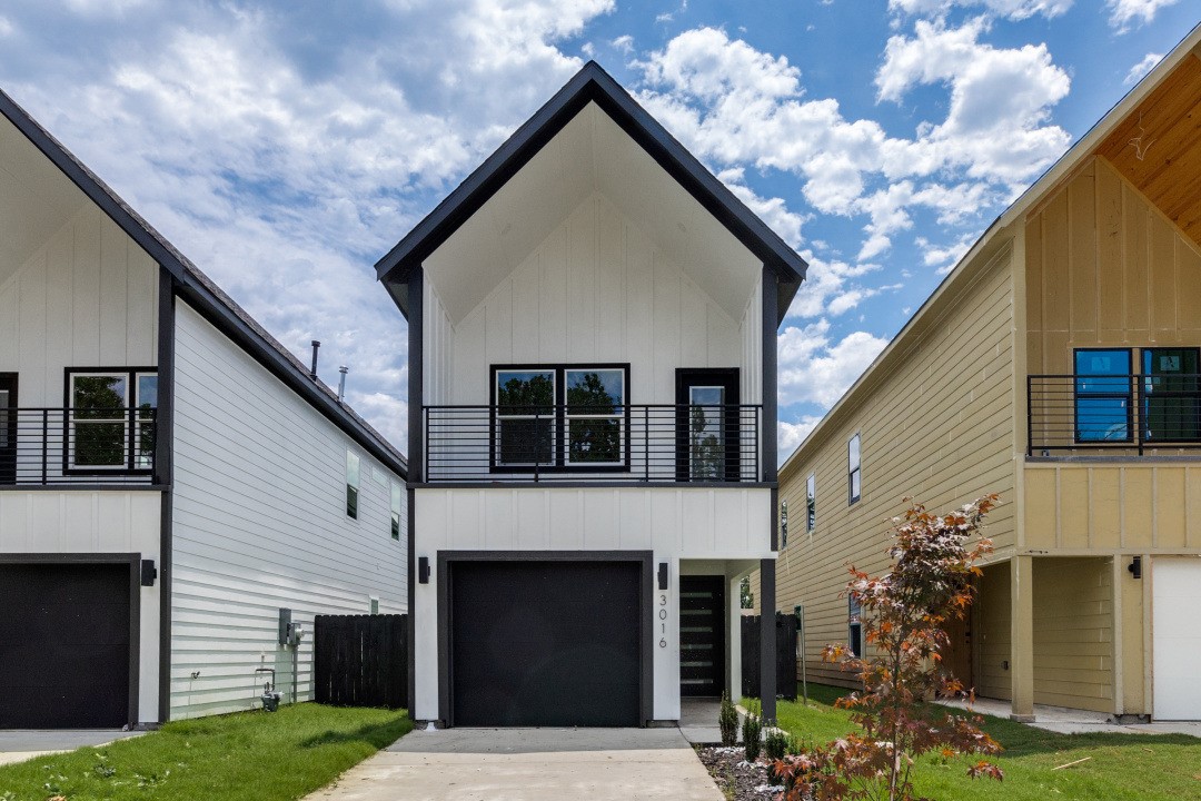 3016 B Birmingham Avenue