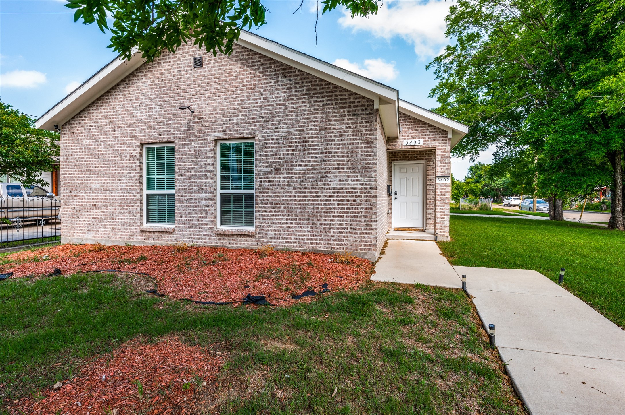 3402 Crossman Avenue