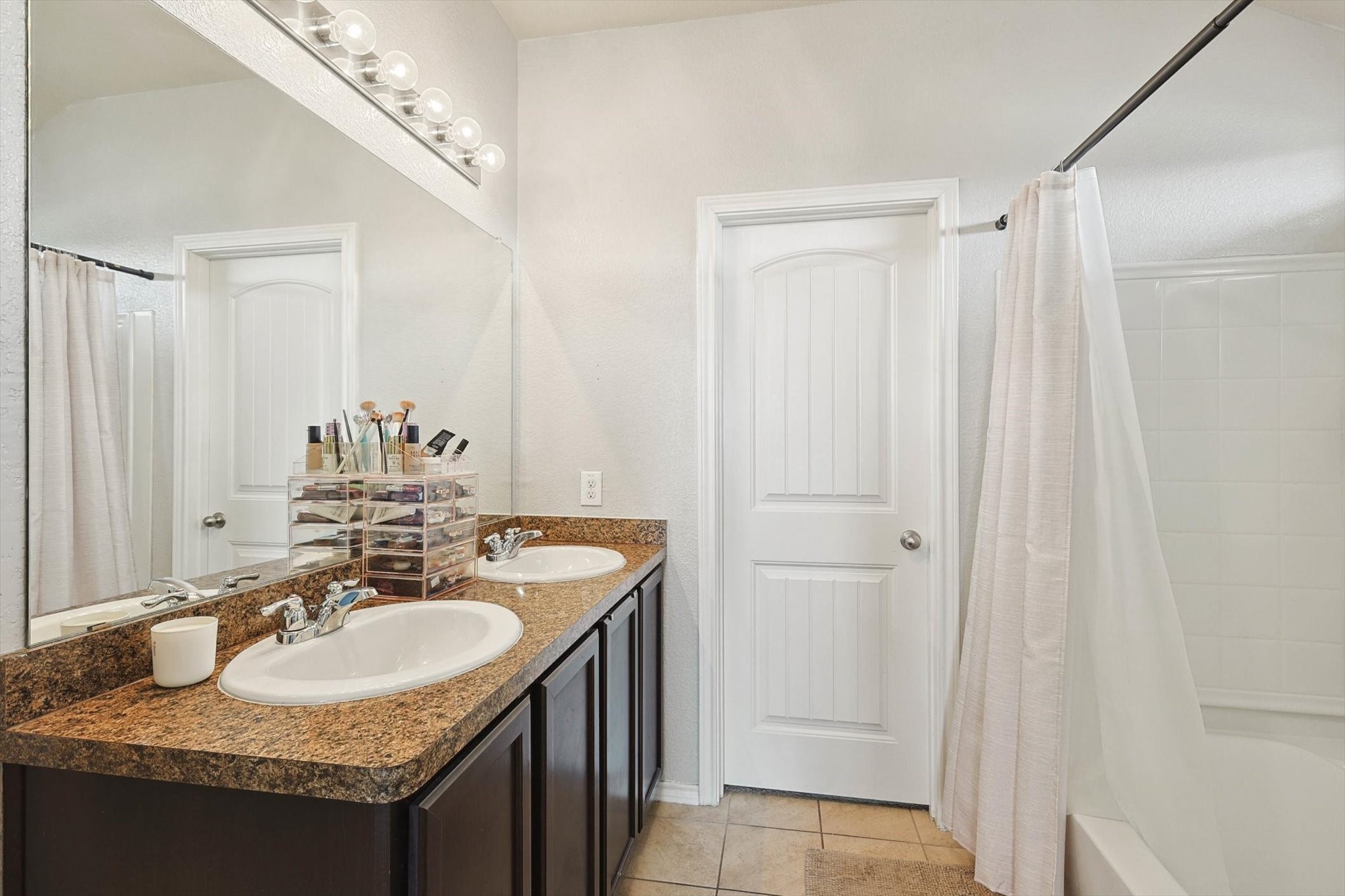 6321 Eagle Lake Court