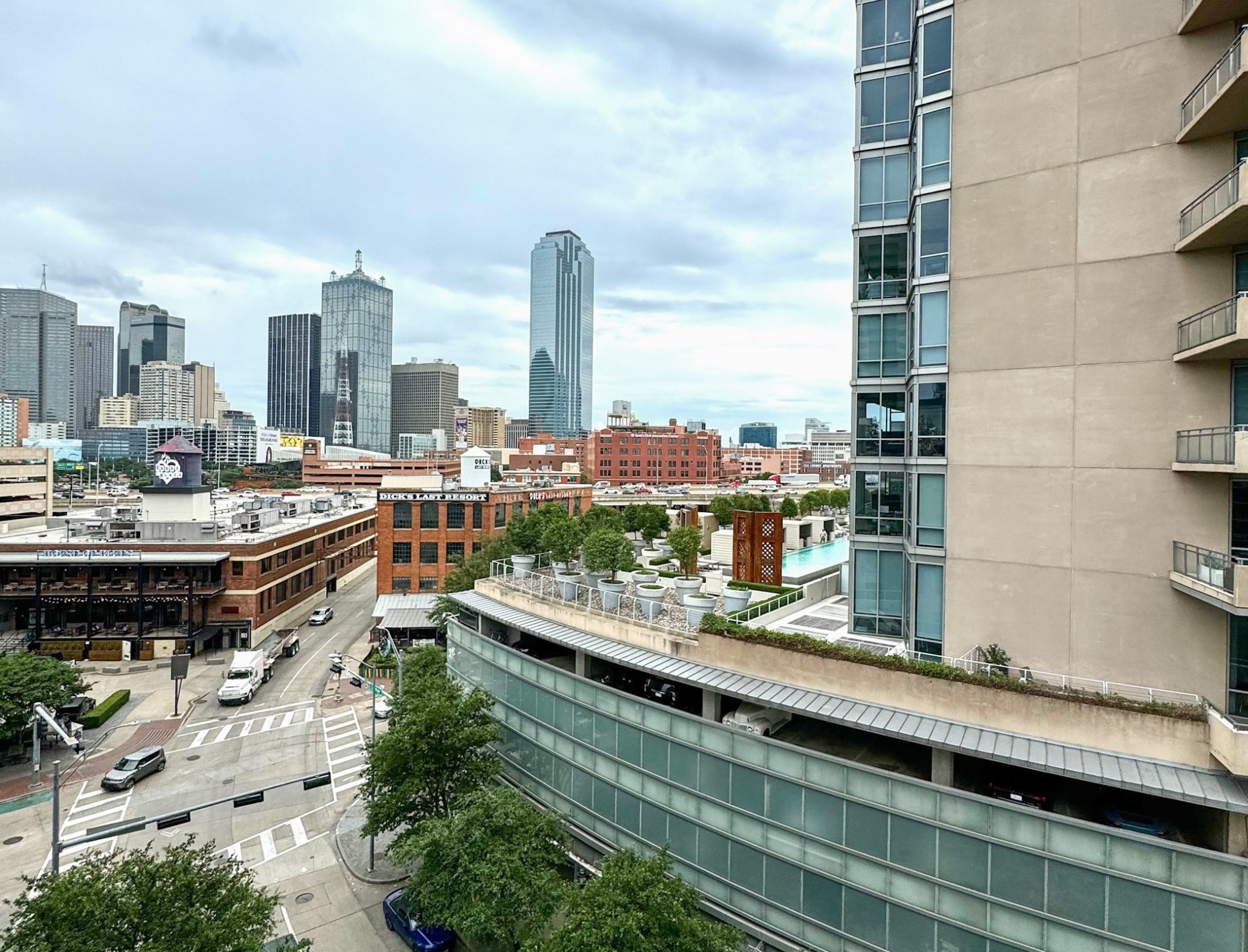 2323 N Houston Street 712